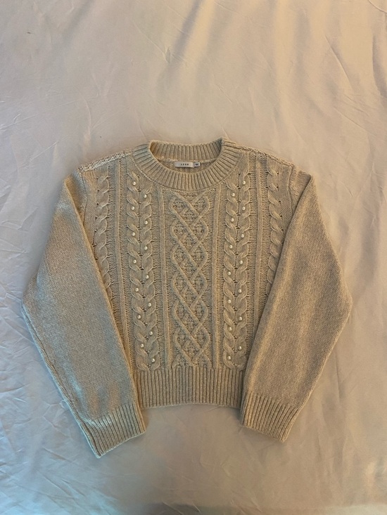 Lush Sweaters - Cable Knit Crewneck Sweater - Cream